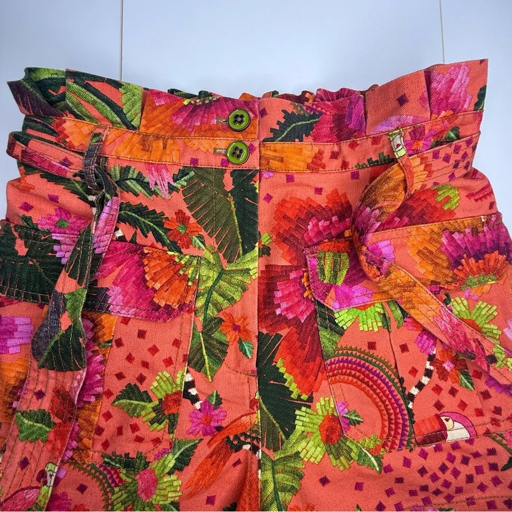 FARM Rio Blooming Garden Shorts size Medium - Picture 7 of 11